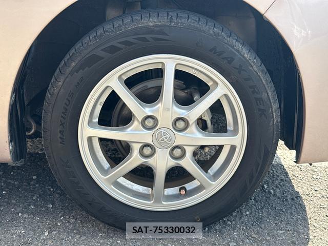 Toyota PIXIS EPOCH 2015-08 8071520-15