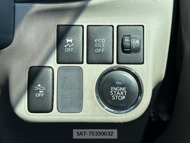 Toyota PIXIS EPOCH 2015-08 8071520-5