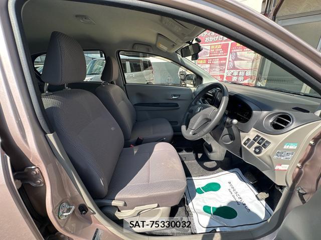 Toyota PIXIS EPOCH 2015-08 8071520-6