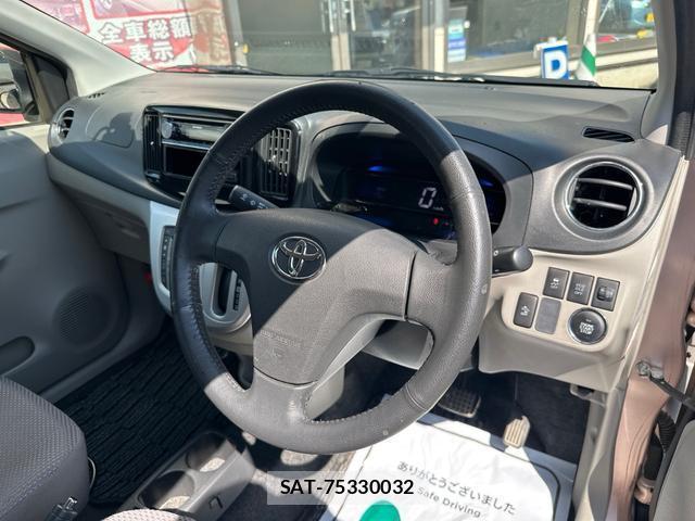 Toyota PIXIS EPOCH 2015-08 8071520-8
