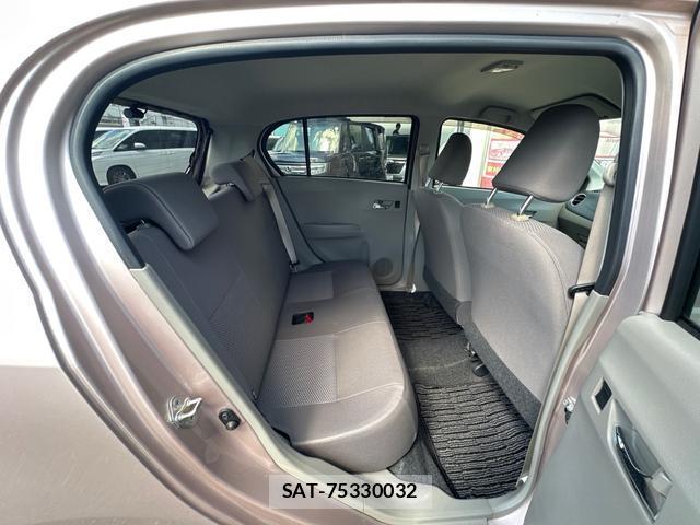 Toyota PIXIS EPOCH 2015-08 8071520-9