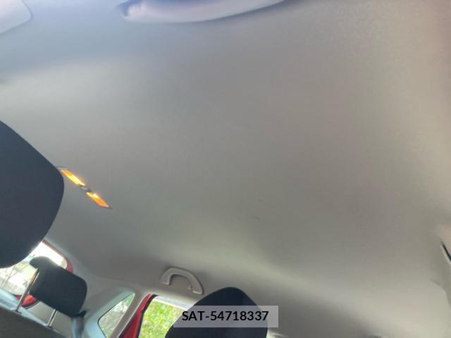 VolksWagen POLO 2016-01 8070994-14