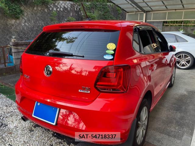 VolksWagen POLO 2016-01 8070994-3