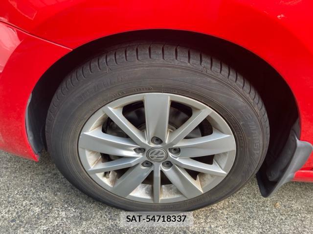 VolksWagen POLO 2016-01 8070994-7