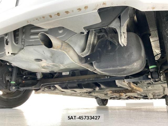 Toyota PORTE 2017-07 8071514-10