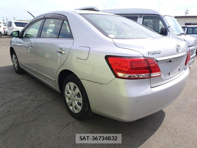 Toyota PREMIO 2019-06 8072551-5