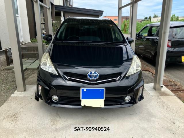 Toyota PRIUS ALPHA 2014-02 8071289-1