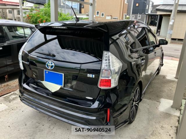 Toyota PRIUS ALPHA 2014-02 8071289-13
