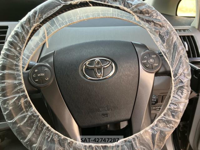 Toyota PRIUS ALPHA 2014-03 8071290-14
