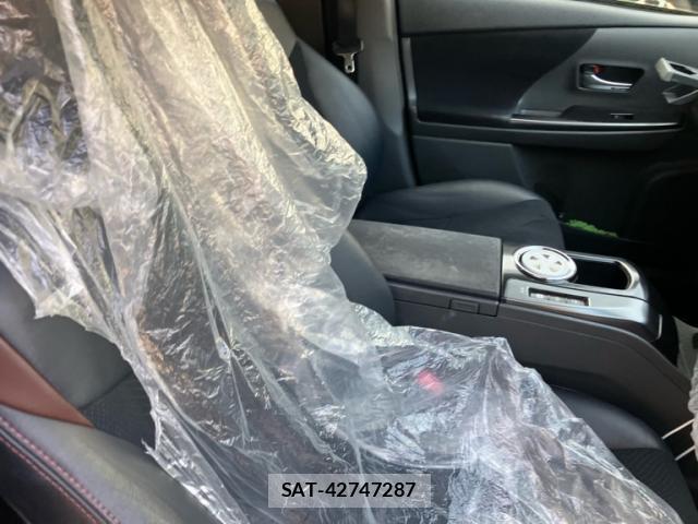 Toyota PRIUS ALPHA 2014-03 8071290-8