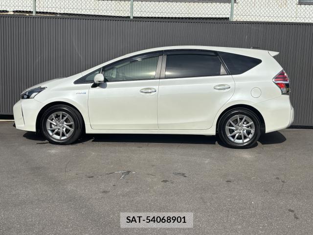 Toyota PRIUS ALPHA 2017-07 8071933-4