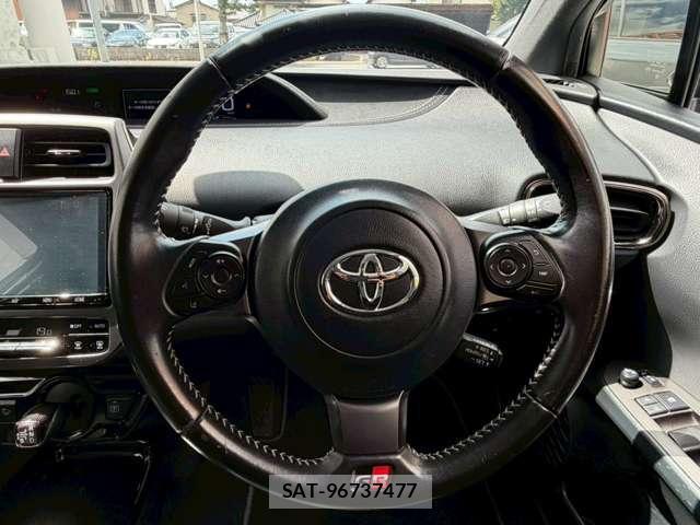 Toyota PRIUS PHV 2019-02 8072218-10