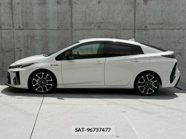 Toyota PRIUS PHV 2019-02 8072218-2