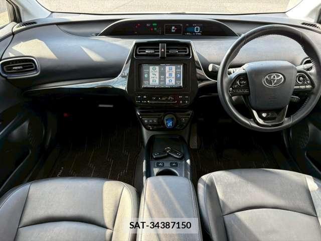 Toyota PRIUS 2019-03 8071022-2