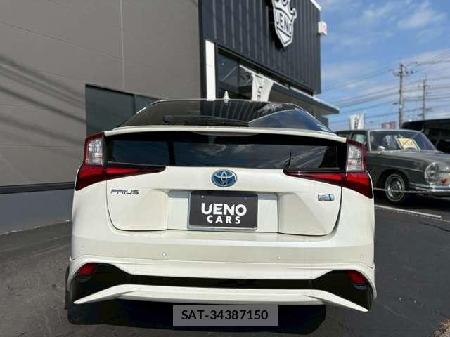 Toyota PRIUS 2019-03 8071022-7
