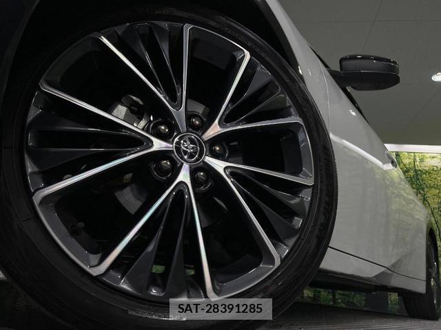 Toyota PRIUS 2024-02 8071095-12