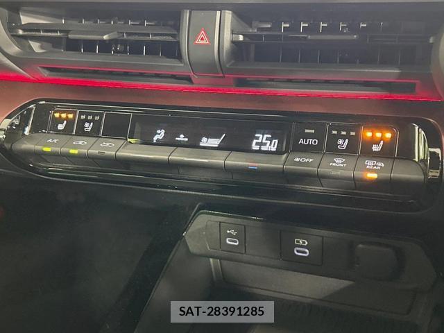 Toyota PRIUS 2024-02 8071095-6