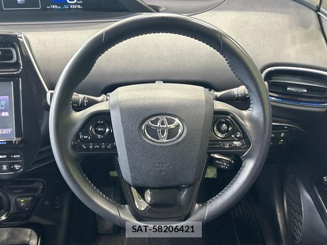 Toyota PRIUS 2016-07 8071125-10