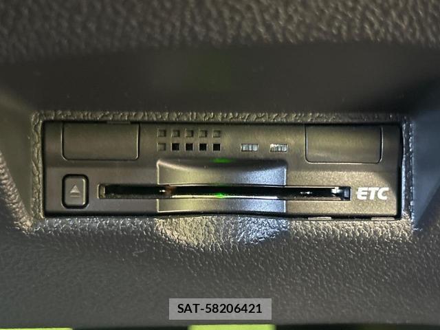 Toyota PRIUS 2016-07 8071125-6