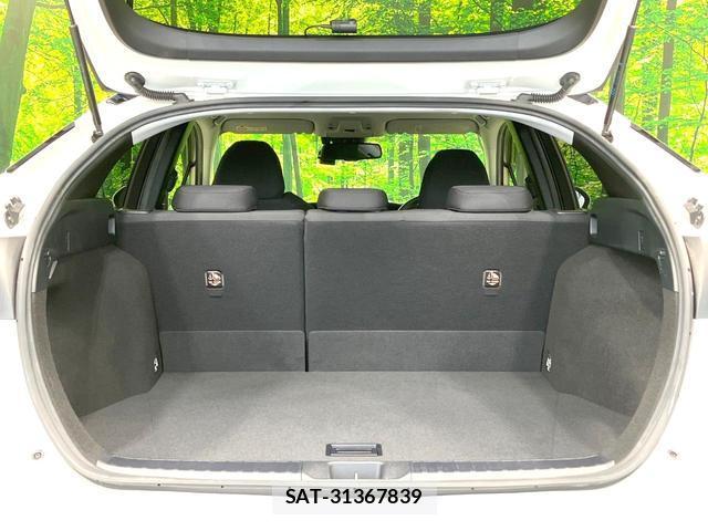 Toyota PRIUS 2017-11 8071283-10
