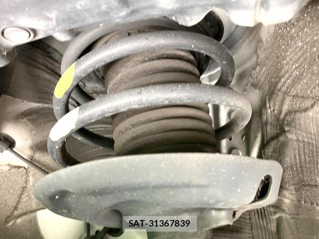Toyota PRIUS 2017-11 8071283-19