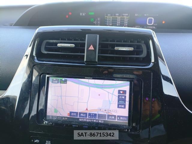 Toyota PRIUS 2018-07 8071359-10