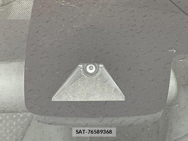 Toyota PRIUS 2017-07 8071462-4