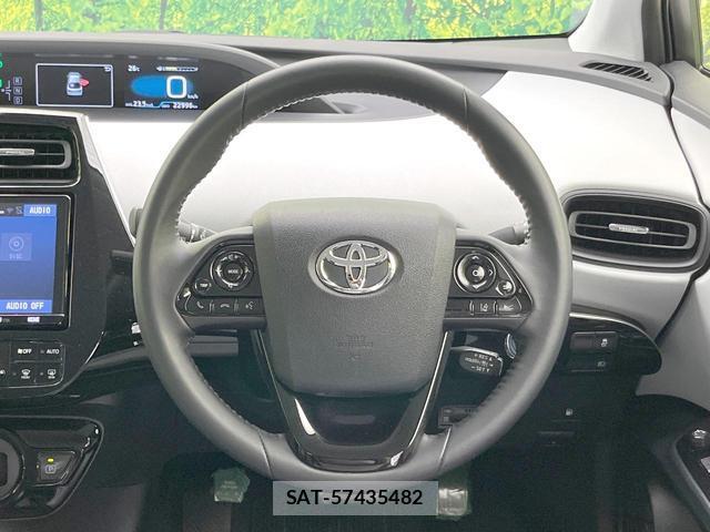 Toyota PRIUS 2019-03 8071670-10