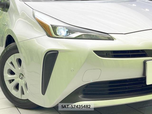 Toyota PRIUS 2019-03 8071670-11