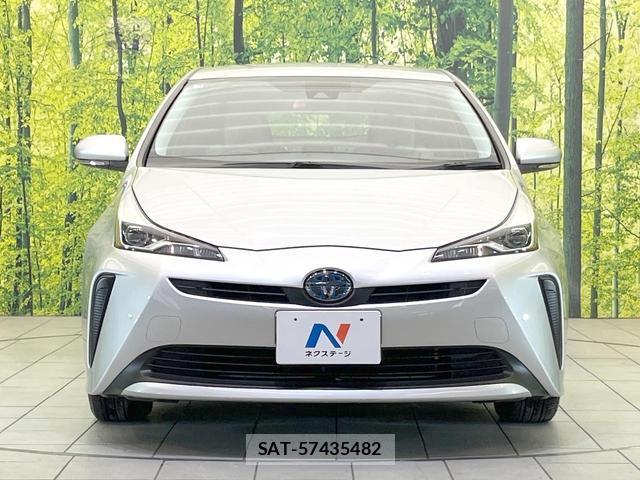 Toyota PRIUS 2019-03 8071670-13
