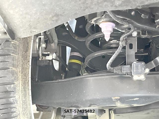 Toyota PRIUS 2019-03 8071670-19