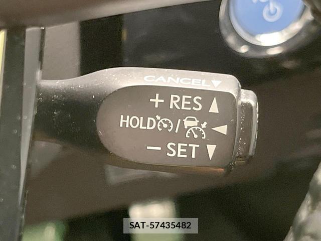 Toyota PRIUS 2019-03 8071670-4