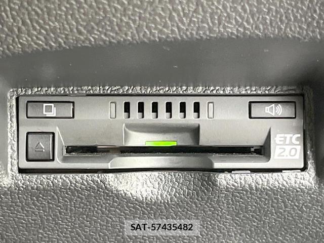 Toyota PRIUS 2019-03 8071670-5