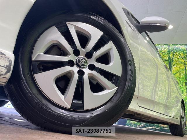 Toyota PRIUS 2016-01 8071974-12