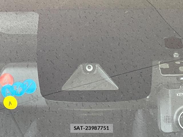 Toyota PRIUS 2016-01 8071974-5