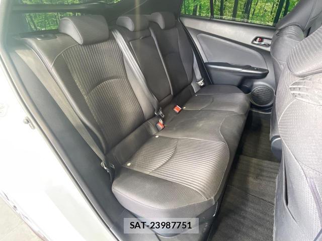Toyota PRIUS 2016-01 8071974-9