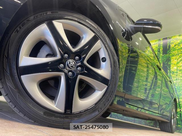 Toyota PRIUS 2020-10 8071978-13