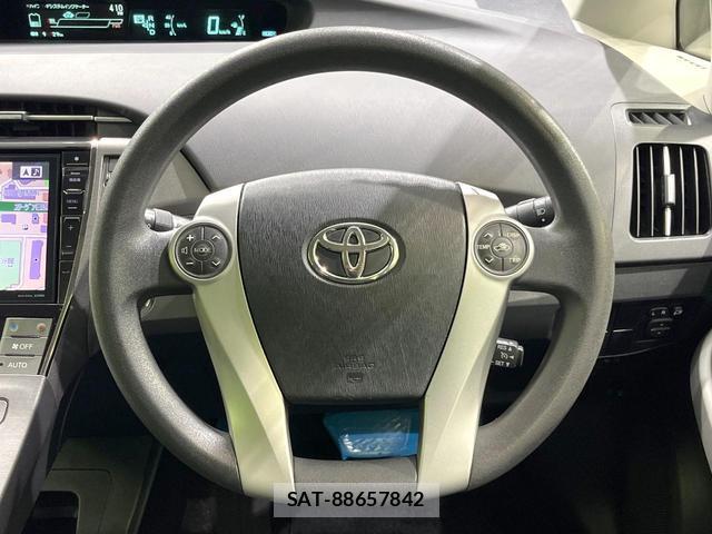 Toyota PRIUS 2014-06 8072089-10