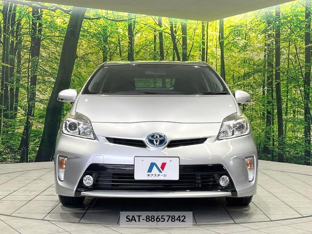 Toyota PRIUS 2014-06 8072089-13