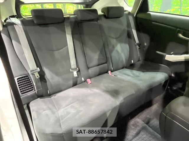 Toyota PRIUS 2014-06 8072089-8