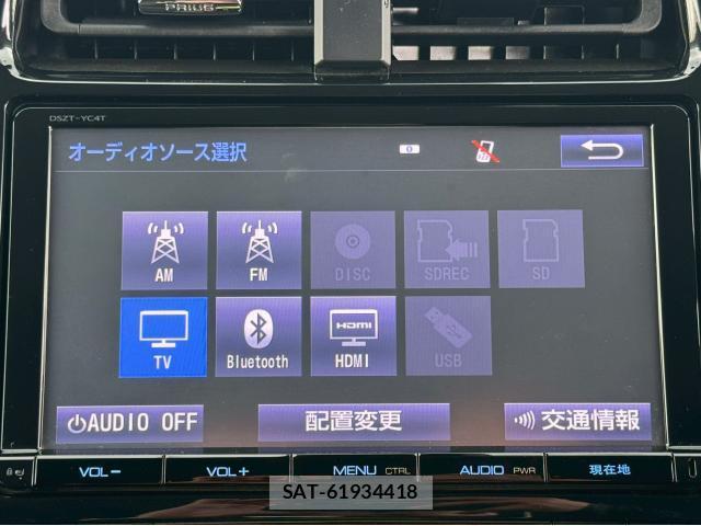 Toyota PRIUS 2017-10 8072106-12