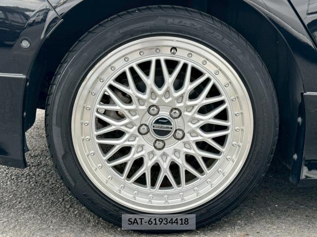 Toyota PRIUS 2017-10 8072106-14