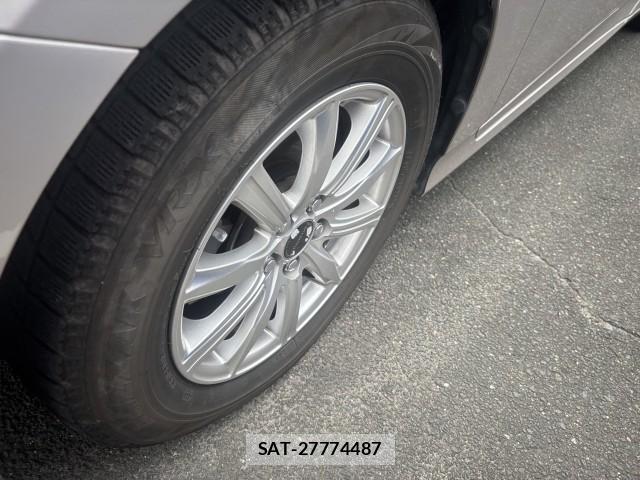 Toyota PRIUS 2019-09 8072117-2