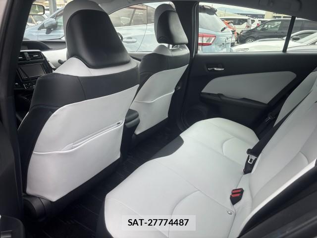 Toyota PRIUS 2019-09 8072117-3