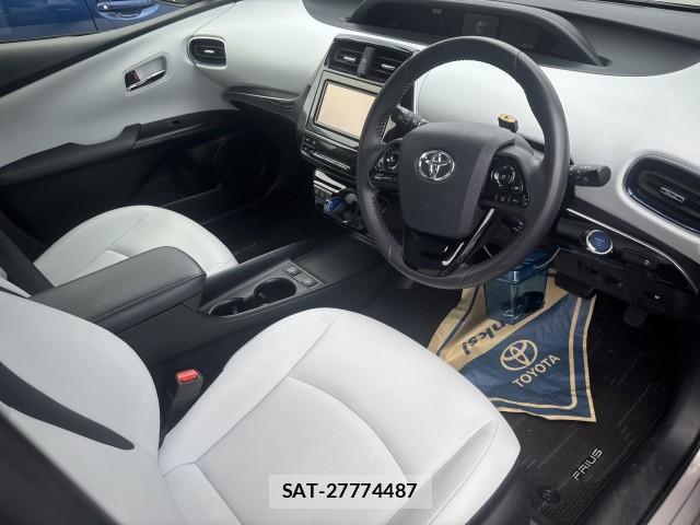 Toyota PRIUS 2019-09 8072117-9