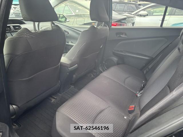 Toyota PRIUS 2018-01 8072131-3