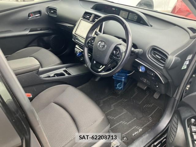 Toyota PRIUS 2021-06 8072145-11