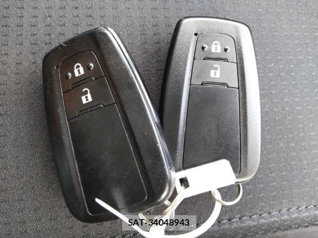 Toyota PRIUS 2020-07 8072556-14