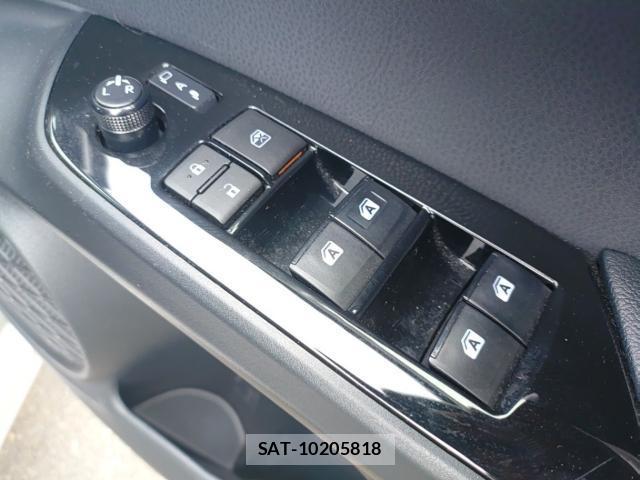 Toyota PRIUS 2017-07 8072560-13