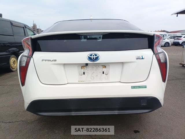 Toyota PRIUS 2017-03 8072562-1